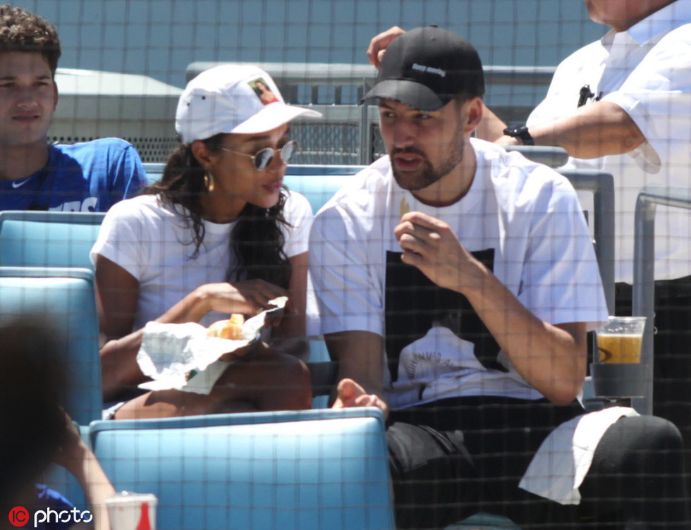 为获登场时间，记者：恩德里克与里昂已经达成租借协议（记者称为争取出场时间，恩德里克已与里昂达成租借协议）