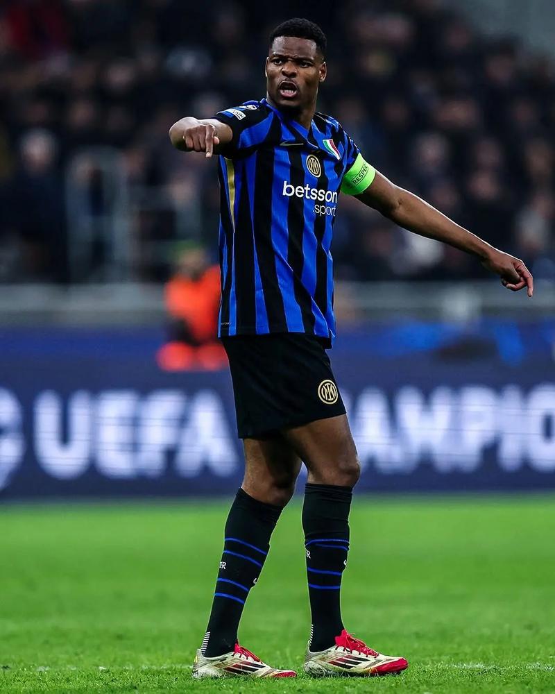 KD：继续前进重新集中注意力 就这么简单（KD：向前看，重拾专注，一切就是这么简单）