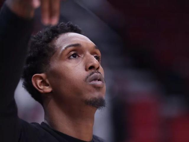 斯玛特：我们没有抵抗&紧迫感 雷迪克无能为力 责任在球员身上（斯玛特：球队缺乏对抗与紧迫感，雷迪克束手无策，责任在球员）