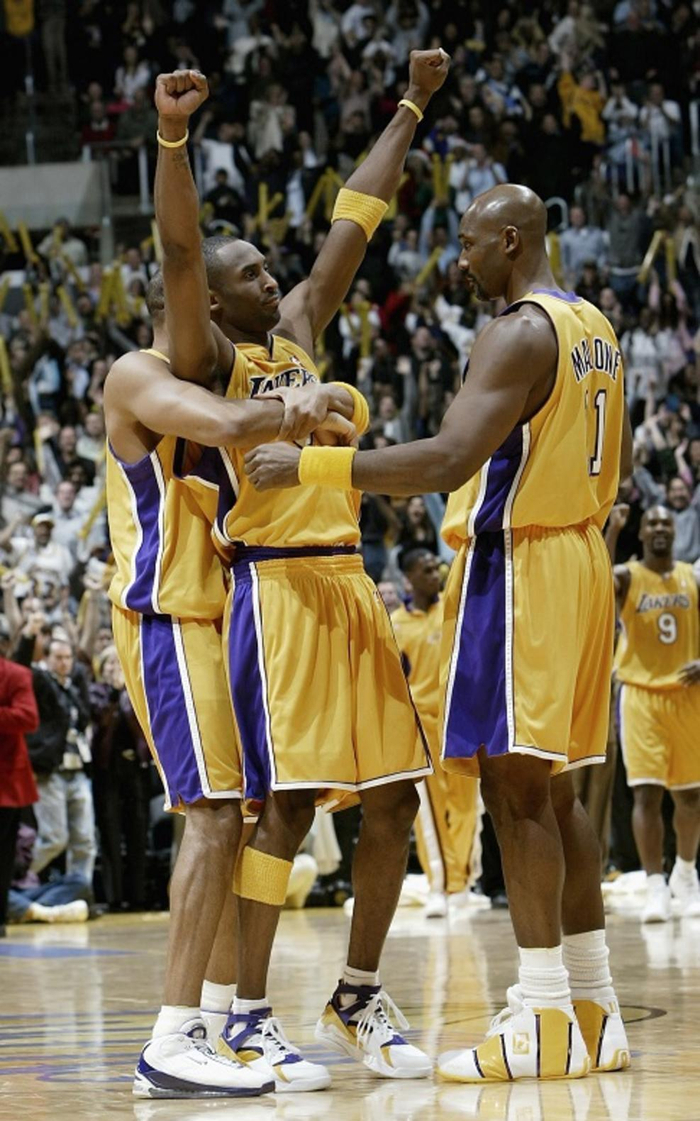 NBA杯八强对阵出炉，雷霆&魔术领衔东西部（NBA杯八强揭晓：雷霆与魔术领衔东西两区）