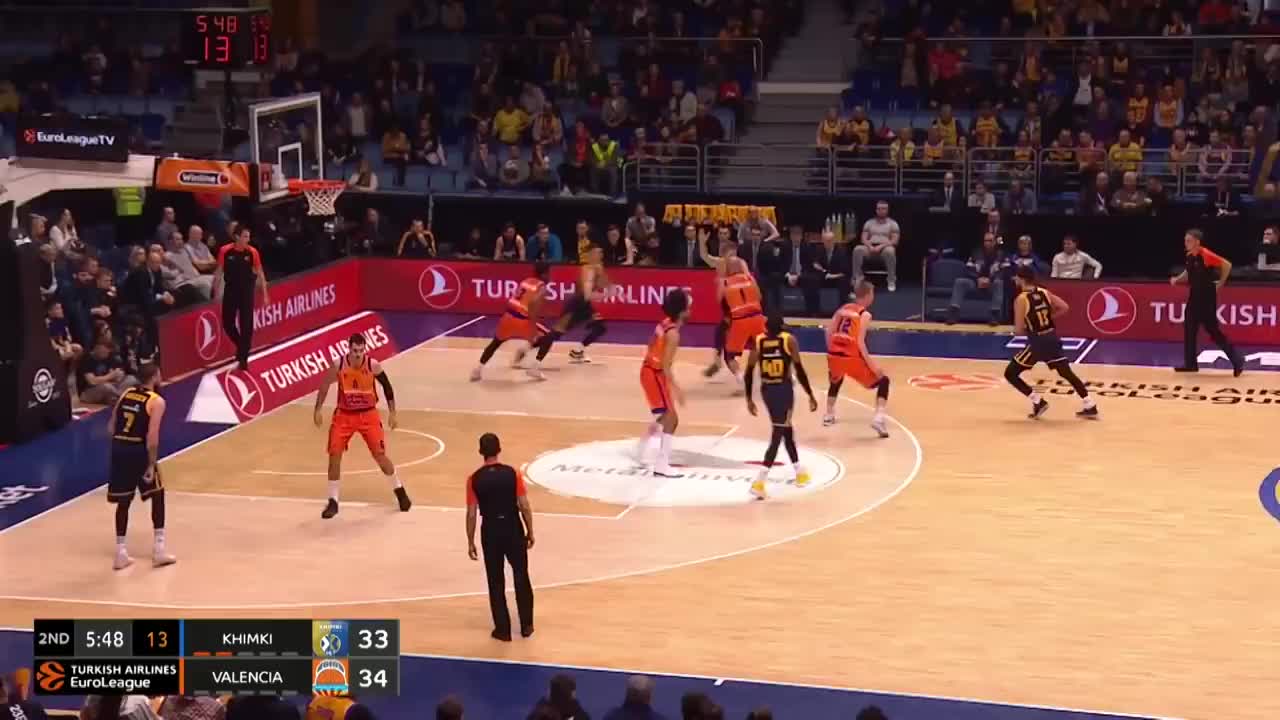 拉米罗：国安足协杯要争冠，但明天中超末轮也当决赛来踢（拉米罗：国安目标足协杯夺冠，明天中超收官战按决赛标准去踢）