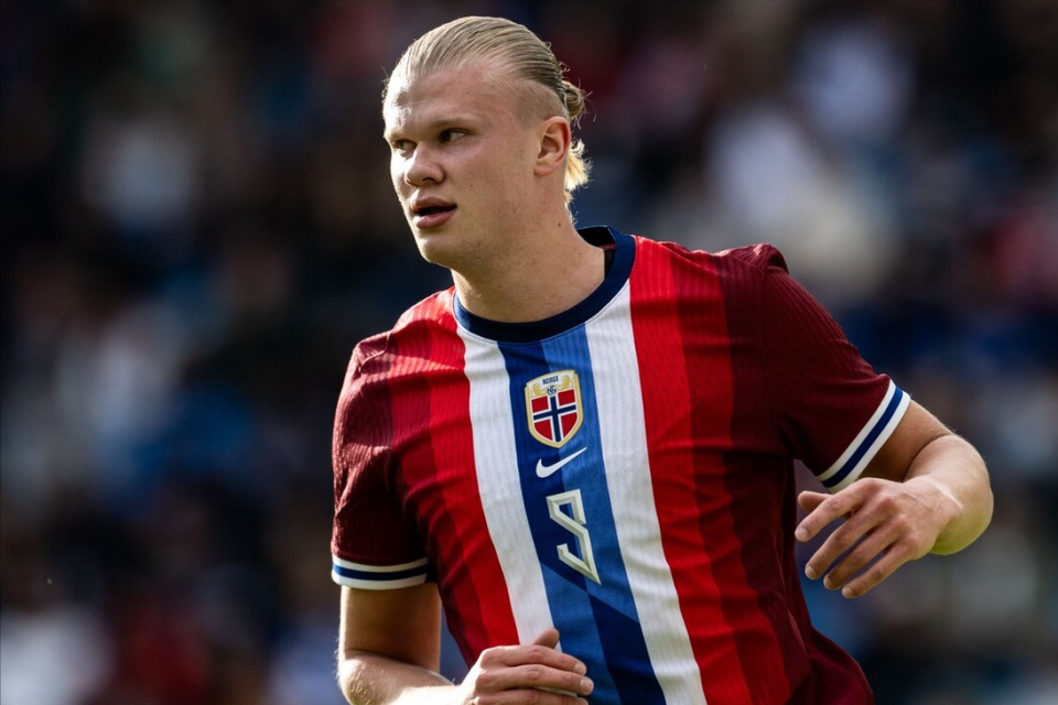 中国女足2-3苏格兰女足，张琳艳、吴澄舒互相传射，豪厄特吊射双响（中国女足2-3惜败苏格兰，张琳艳吴澄舒互相传射，豪厄特吊射梅开二度）