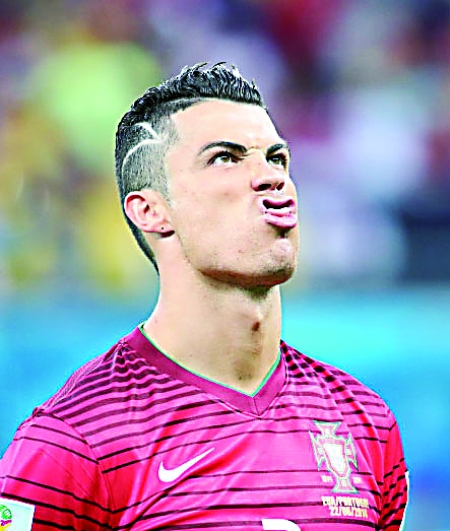 足球报：邵佳一有四大特质被认可，熟悉足协和国字号工作（足球报：邵佳一四项优势获肯定，深谙足协与国字号运作）