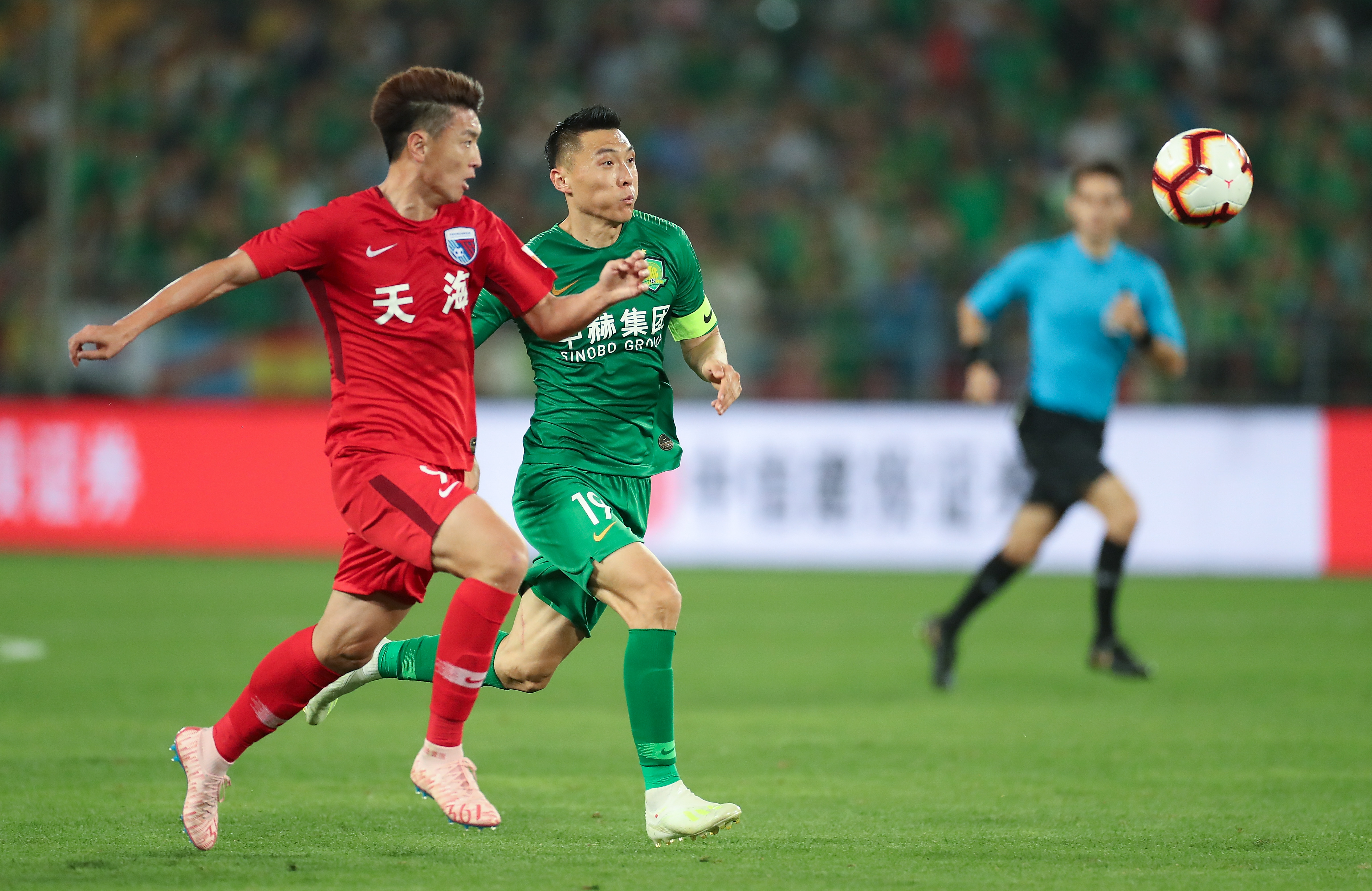 康宁汉姆赛季表现分析：命中率限制与联盟最佳（康宁汉姆赛季盘点：命中率短板与联盟顶尖表现）