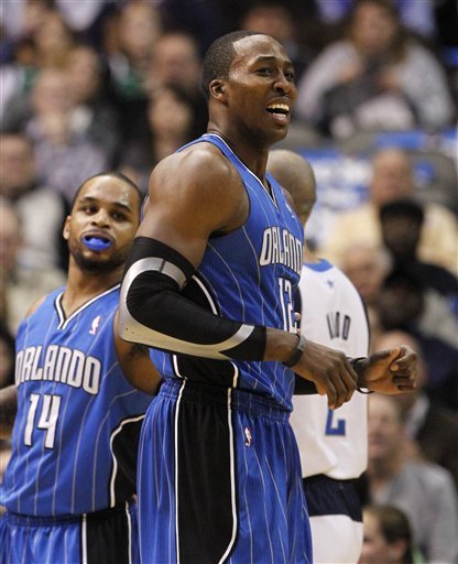 要求西甲让步马拉松遭拒，瓦伦市长抨击特瓦斯只关心电视球迷（西甲拒为马拉松让步，瓦伦市长批特瓦斯只顾电视观众）