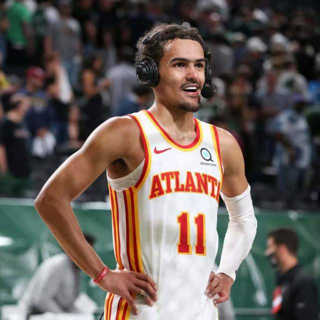 拜仁莱万多夫斯基连续两场进球（莱万多夫斯基为拜仁连续两场破门）