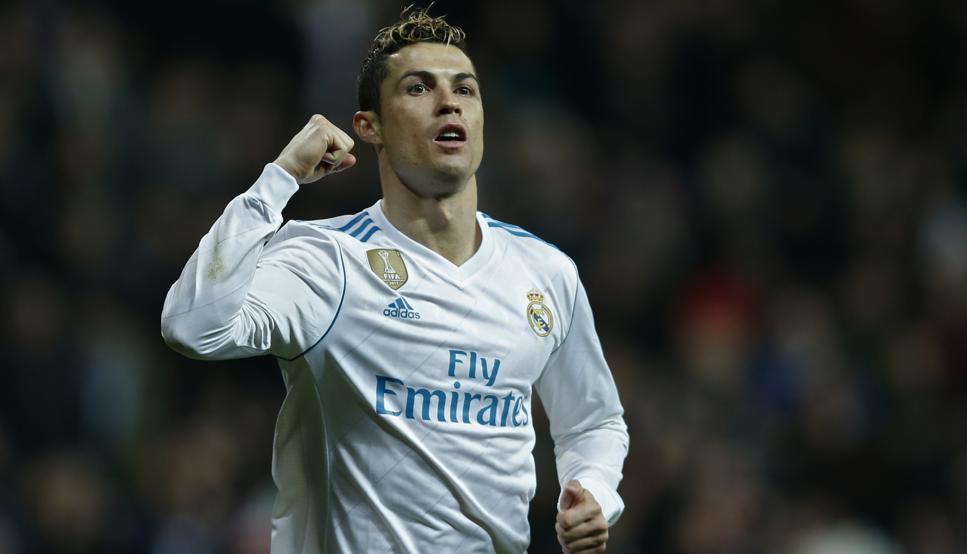 绿帽哥独家：斯洛特帅位告险，部分核心球员对其战术感到困惑（独家：斯洛特帅位岌岌可危，部分核心对其战术存疑）