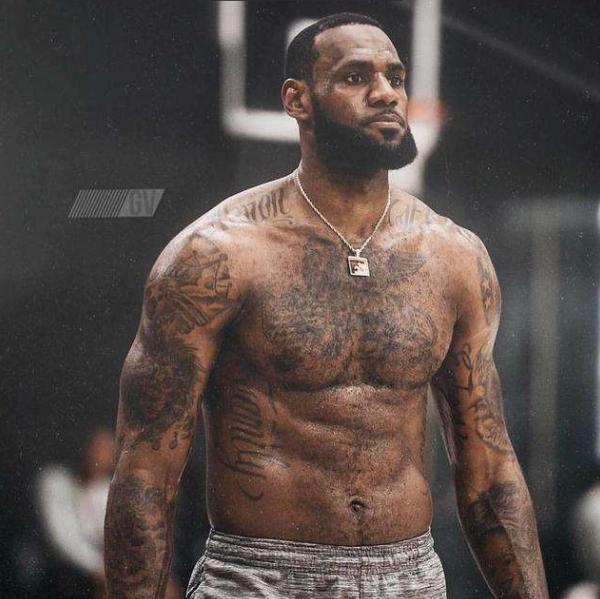 杨鸣：研究了宁波的4个外援 包括我的情绪控制&表达都需调整（杨鸣称已研究宁波四外援，自认情绪与表达仍需改进）