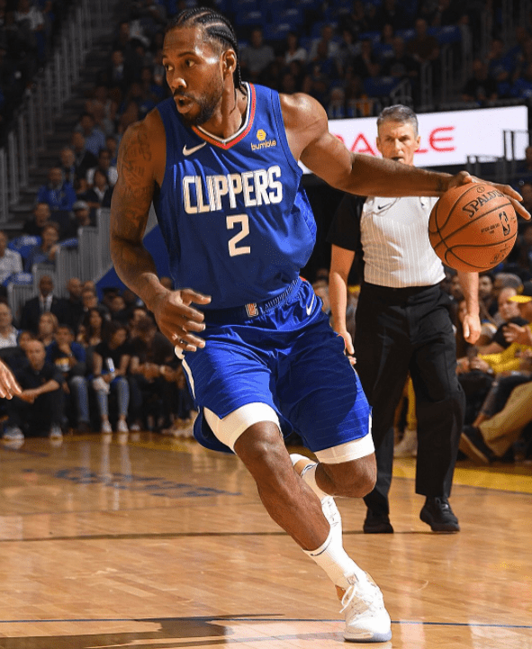 世界杯官方发布直通队伍集结海报：42个国家，同一个梦想（世界杯官宣直通球队集结海报：42国齐聚，共赴同一梦想）