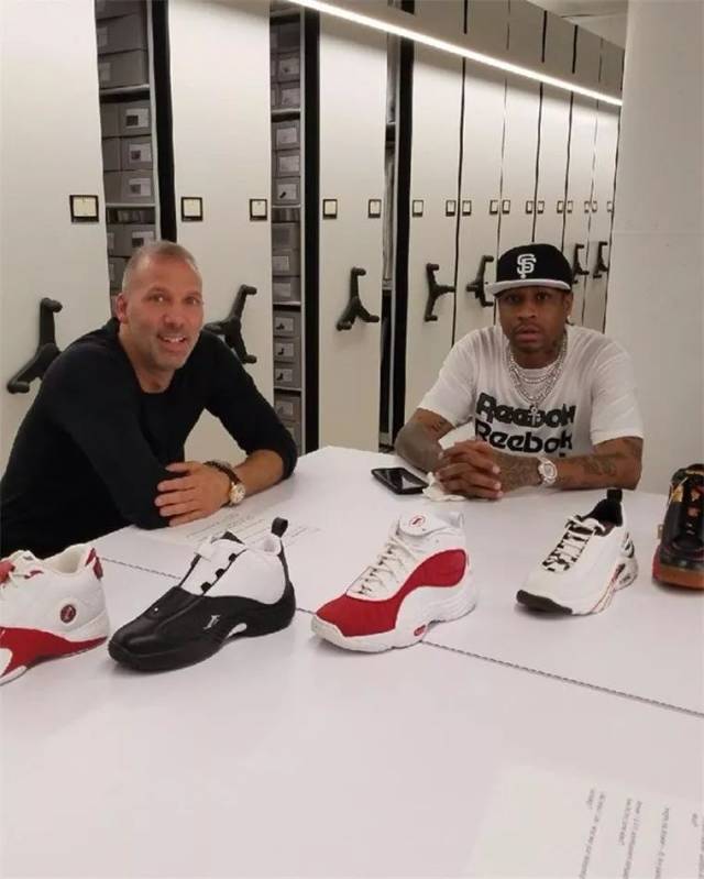 奥斯卡、约尼查助阵，怒放竞技场3V3街头足球赛玉溪站落幕（玉溪站收官：奥斯卡、约尼查助阵，怒放竞技场3V3街头足球赛圆满落幕）