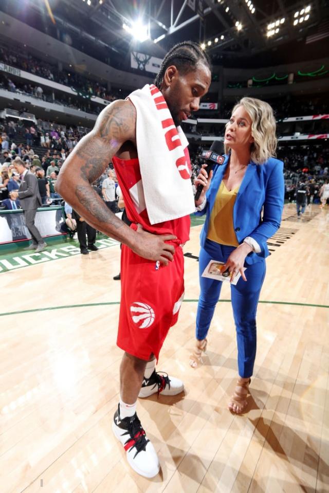 邮报：赫尔城客战斯托克城绝杀后挑衅主场球迷，引发双方冲突（邮报：赫尔城客场绝杀后挑衅斯托克城球迷，双方爆发冲突）