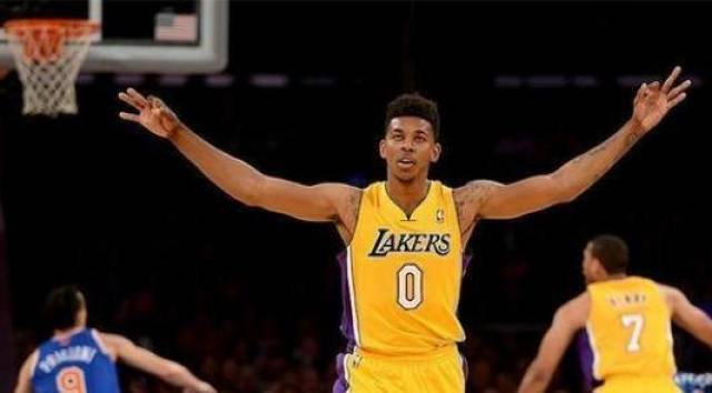 卡纳瓦罗：我在亚洲的执教经历在意大利并不被重视（卡纳瓦罗：我的亚洲执教经历在意大利不被看重）