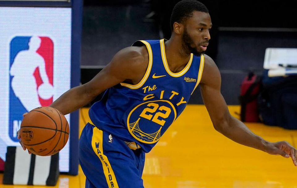 护台像王曼昱，涨球肉眼可见，她在拼命追赶国乒主力脚步（打法酷似王曼昱，进步肉眼可见，正全力追赶国乒主力）