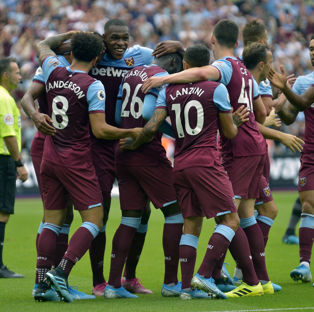 NBA战报：穆雷27分6板，掘金135-112大胜爵士（穆雷轰27分6板，掘金135-112轻取爵士）